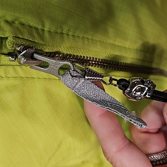 Oakley lime green yellow snowboard ski jacket magnetic button size medium - Picture 4 of 17